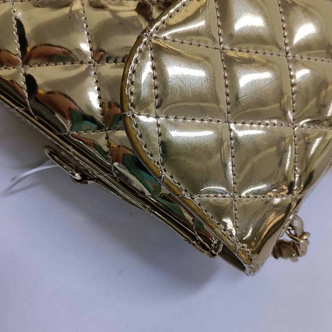 Chanel Classic Flap Mini Square Star Geldbörse Gold Patent Kalbsleder Spiegel G im Angebot 8