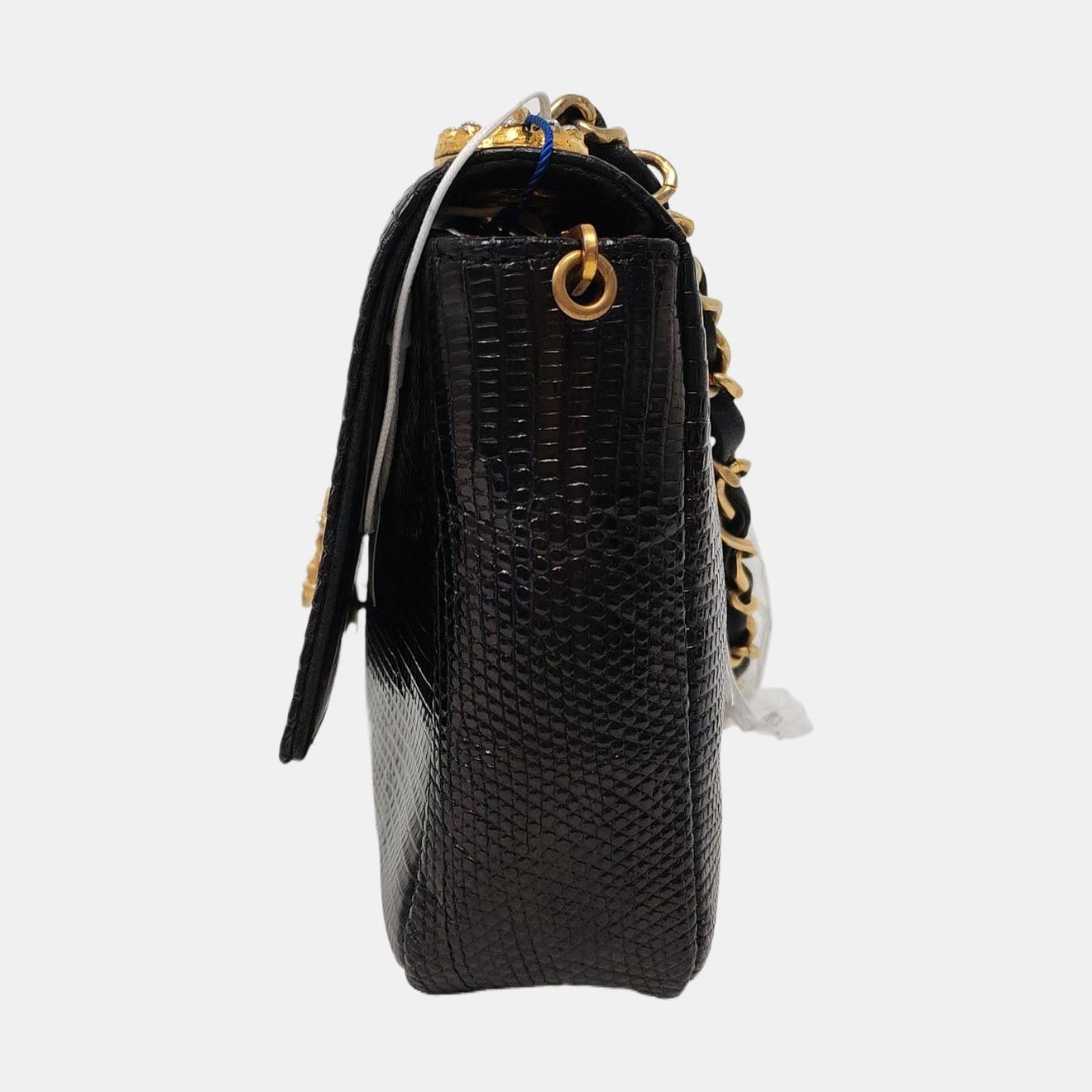 Chanel Classic Flap Mini Vintage Black Embossed Leather Gem CC Buckle Cro In Good Condition For Sale In AUBERVILLIERS, FR