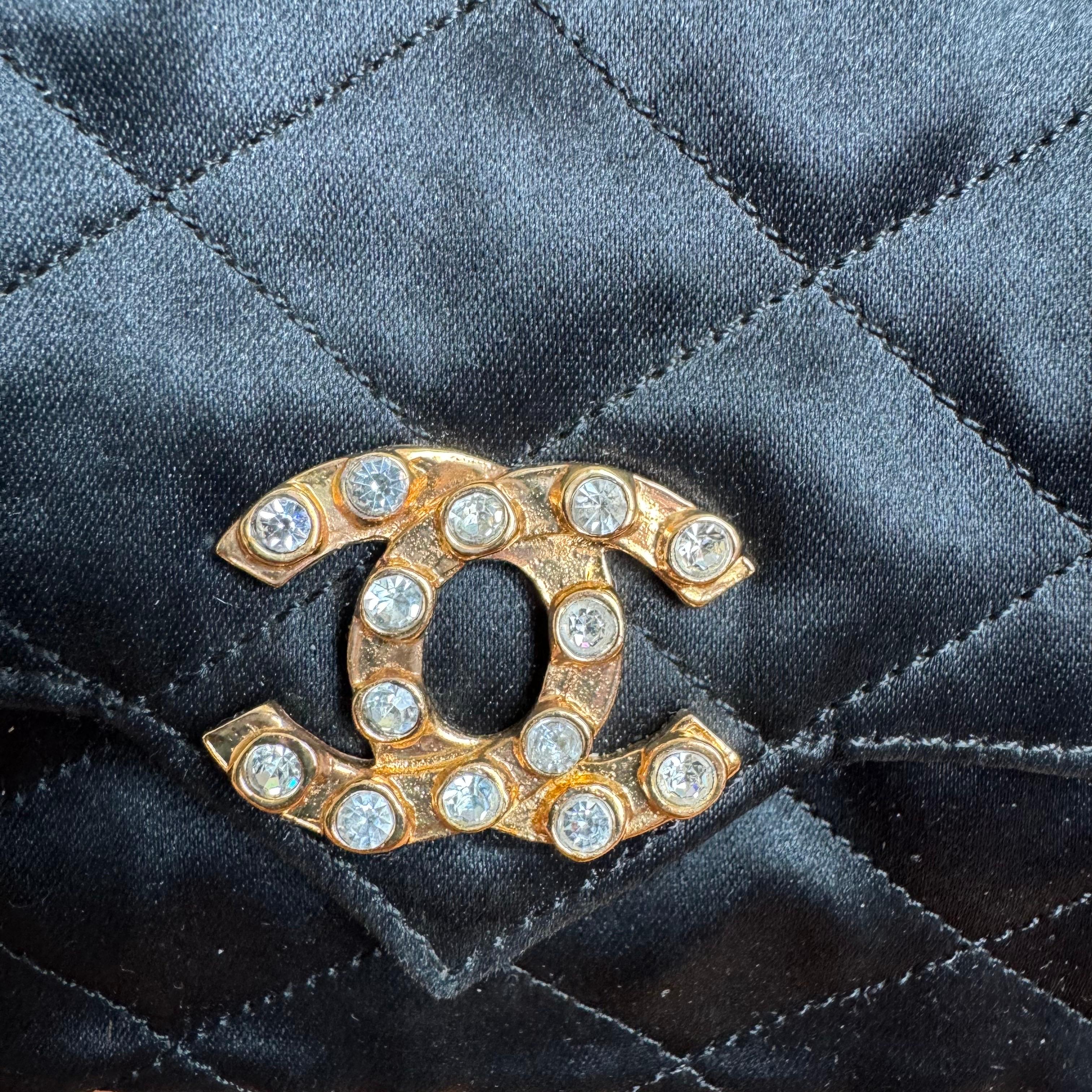 Chanel Classic Flap Mini Vintage Black Silk Gem CC Buckle Crossbody Bag en vente 13