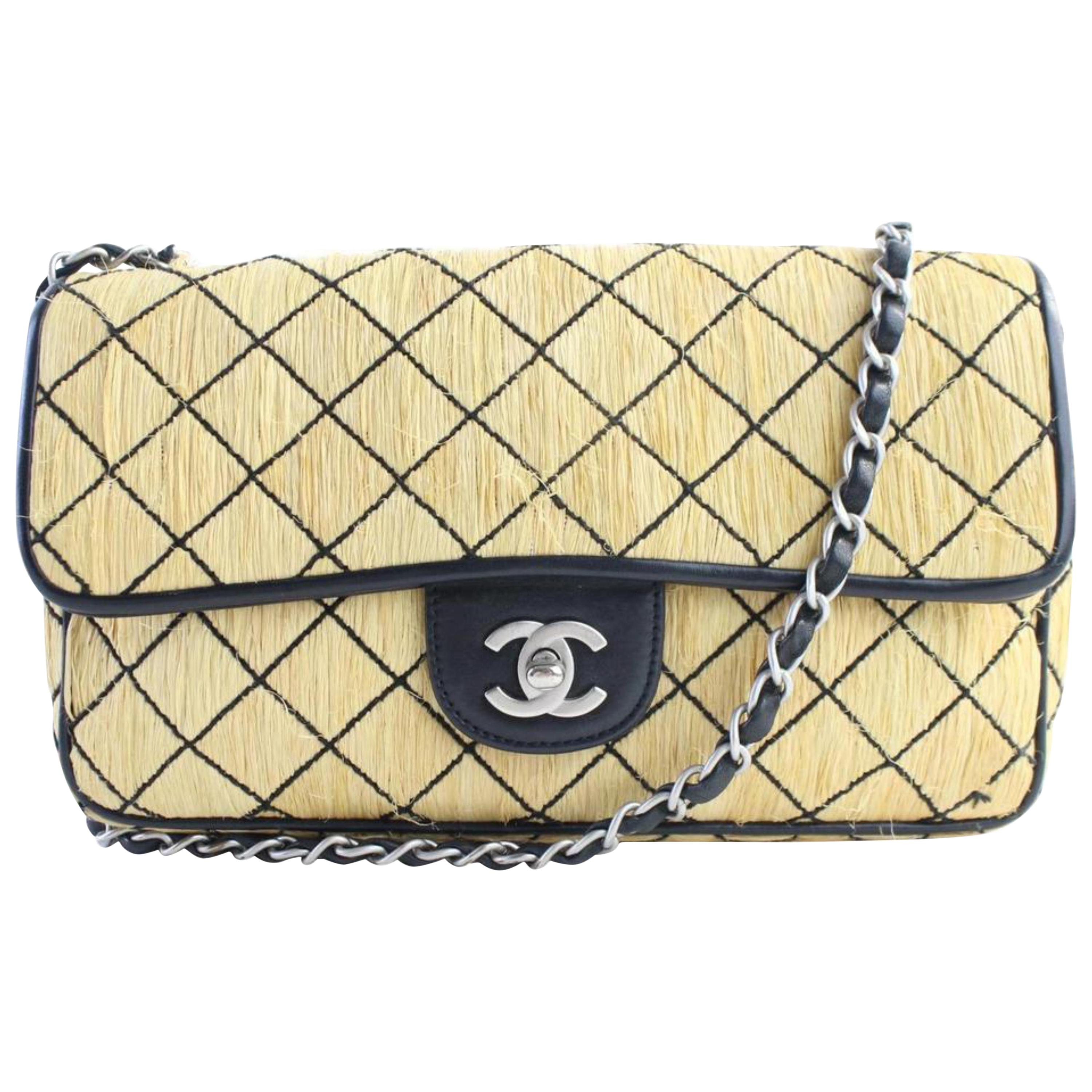 Chanel Classic Flap Quilted 14cr0702 Beige Straw Messenger Bag For Sale