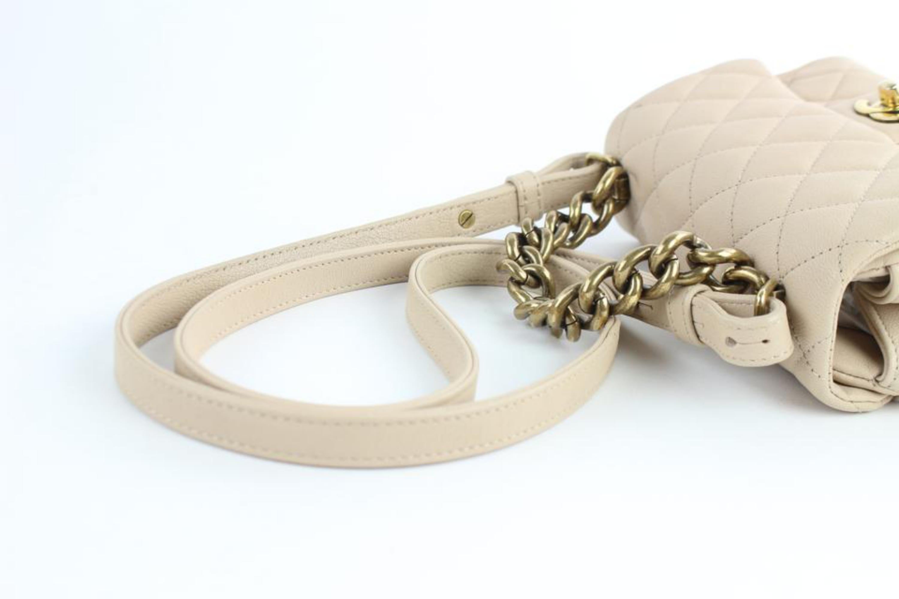 Chanel Classic Flap Quilted 2way Mini 2ce0110 Beige Leather Cross Body Bag For Sale 4