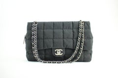 Chanel Classic Flap Quilted Jumbo Shw 25cca12317 Black Shoulder Bag