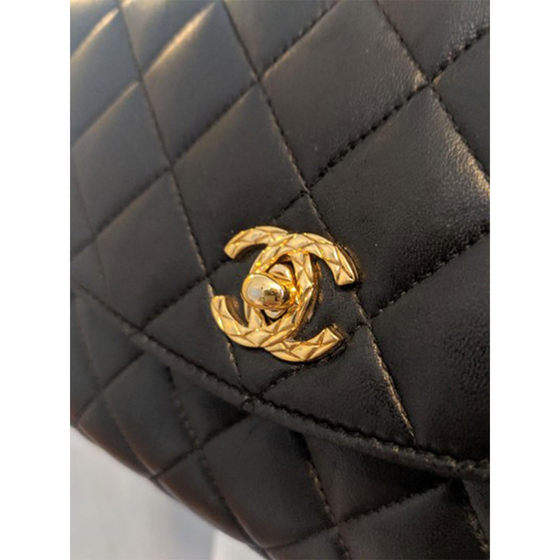 Chanel 1991 Vintage Classic Flap Rare Quilted Black Lambskin Shoulder Bag For Sale 5