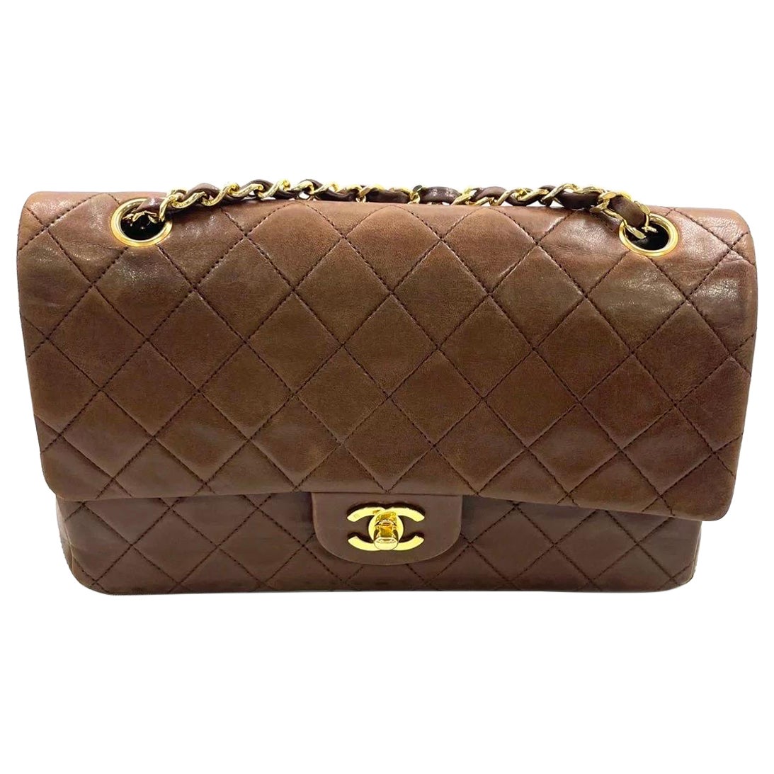 Chanel Classic Flap – Seltenes Vintage-Modell aus mittelbraunem Lammleder mit Beschlägen aus 24-karätigem Gold