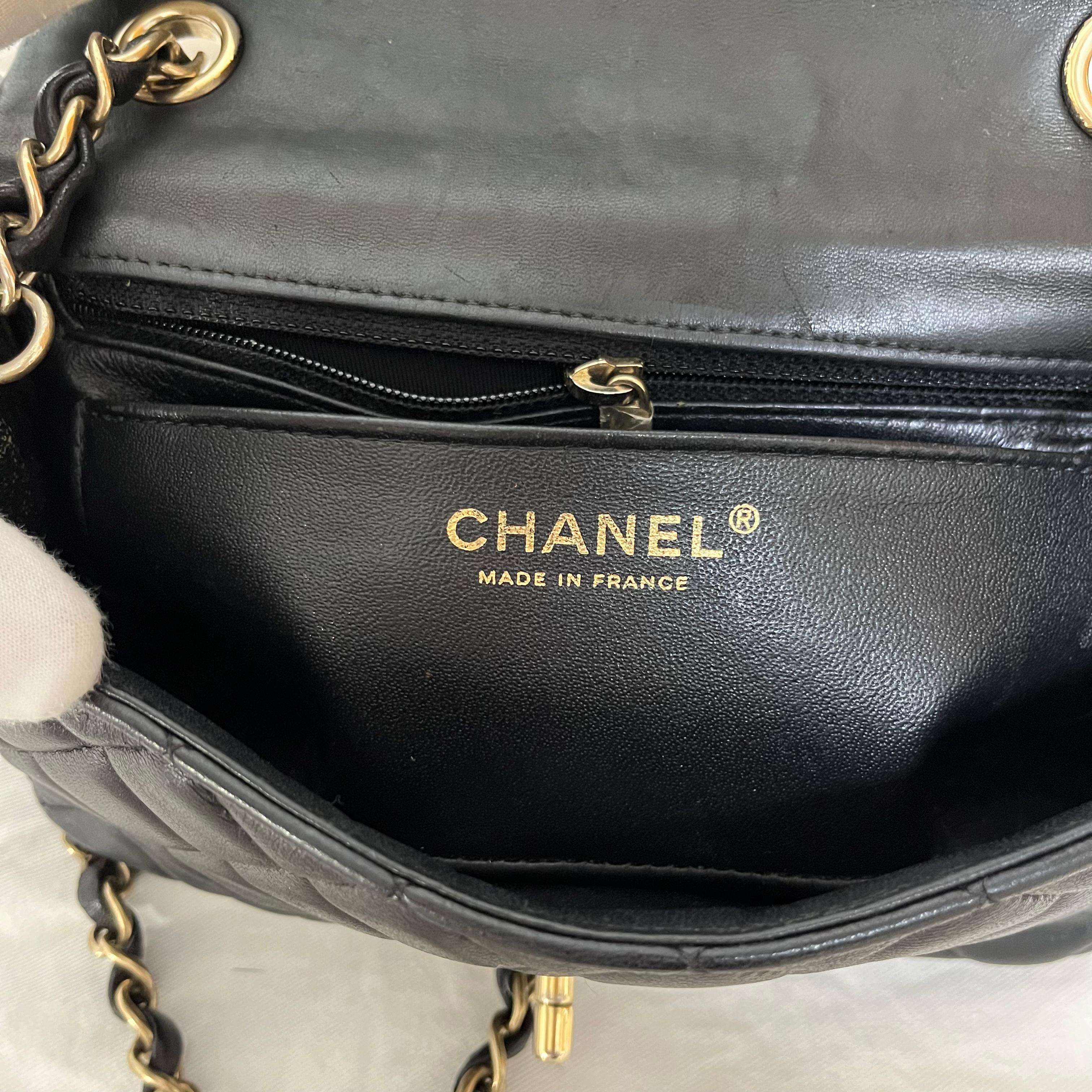 Chanel Classic Flap Rectangular Mini 2014 Black Lambskin Leather Gold Hardware en vente 10