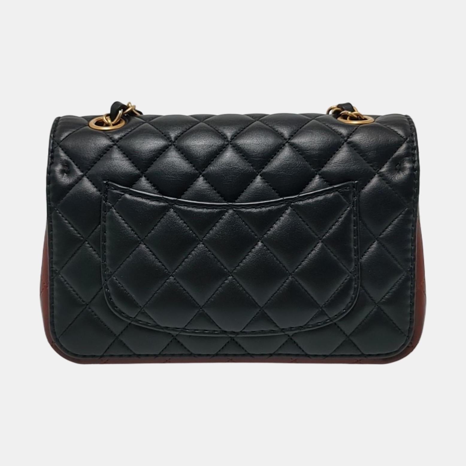 Nero Chanel Classic Flap Rettangolare Mini in pelle di agnello nera e bordeaux Oro Ha in vendita