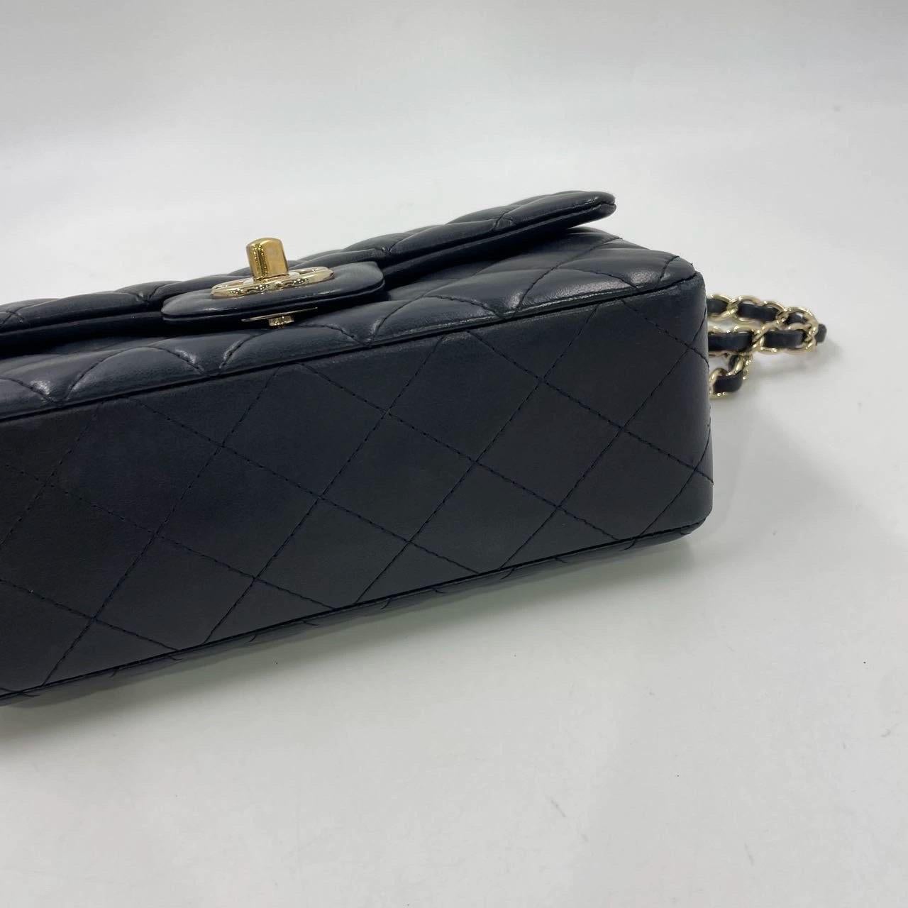 Chanel Classic Flap Rectangular Mini Black Lambskin Leather Gold HW 2016-17 For Sale 15