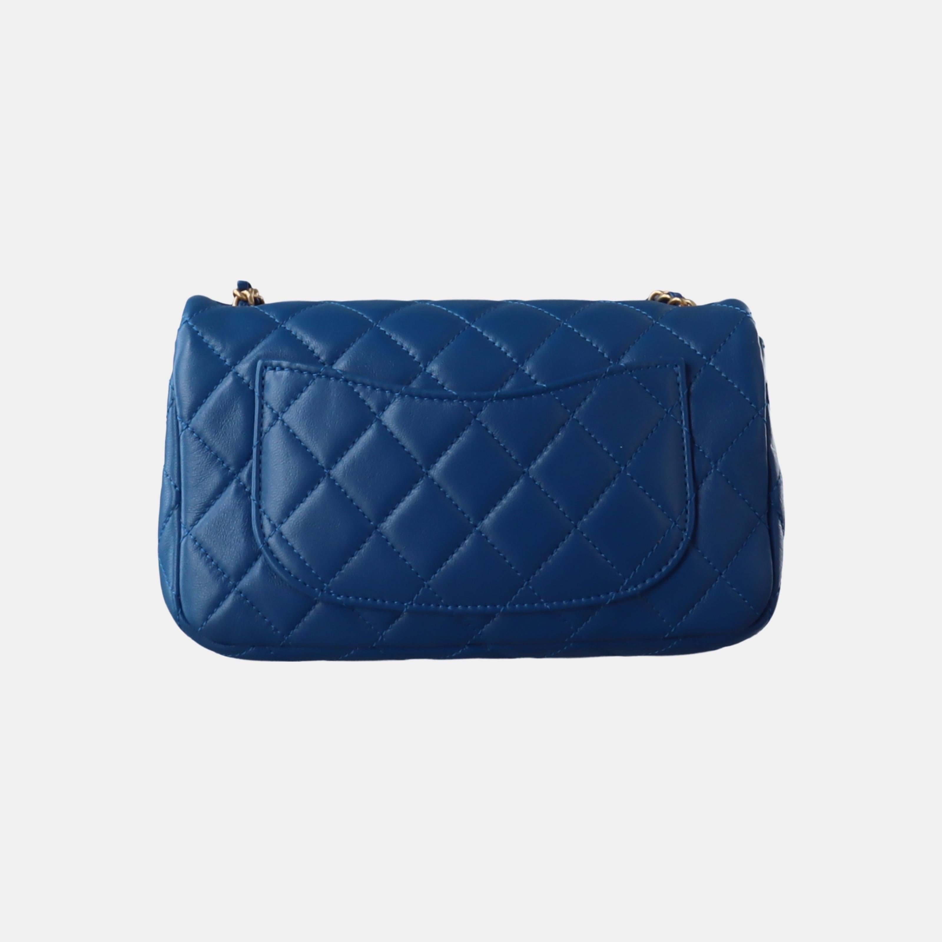 Chanel Classic Flap Rectangular Mini Blue Lambskin Pearl Crush Gold Ball In Excellent Condition In AUBERVILLIERS, FR