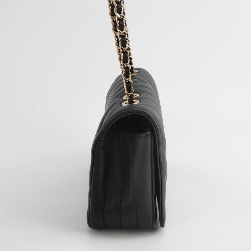 Chanel Classic Flap Rectangular Mini Chevron Quilted Calfskin Leather Black In Excellent Condition In AUBERVILLIERS, FR