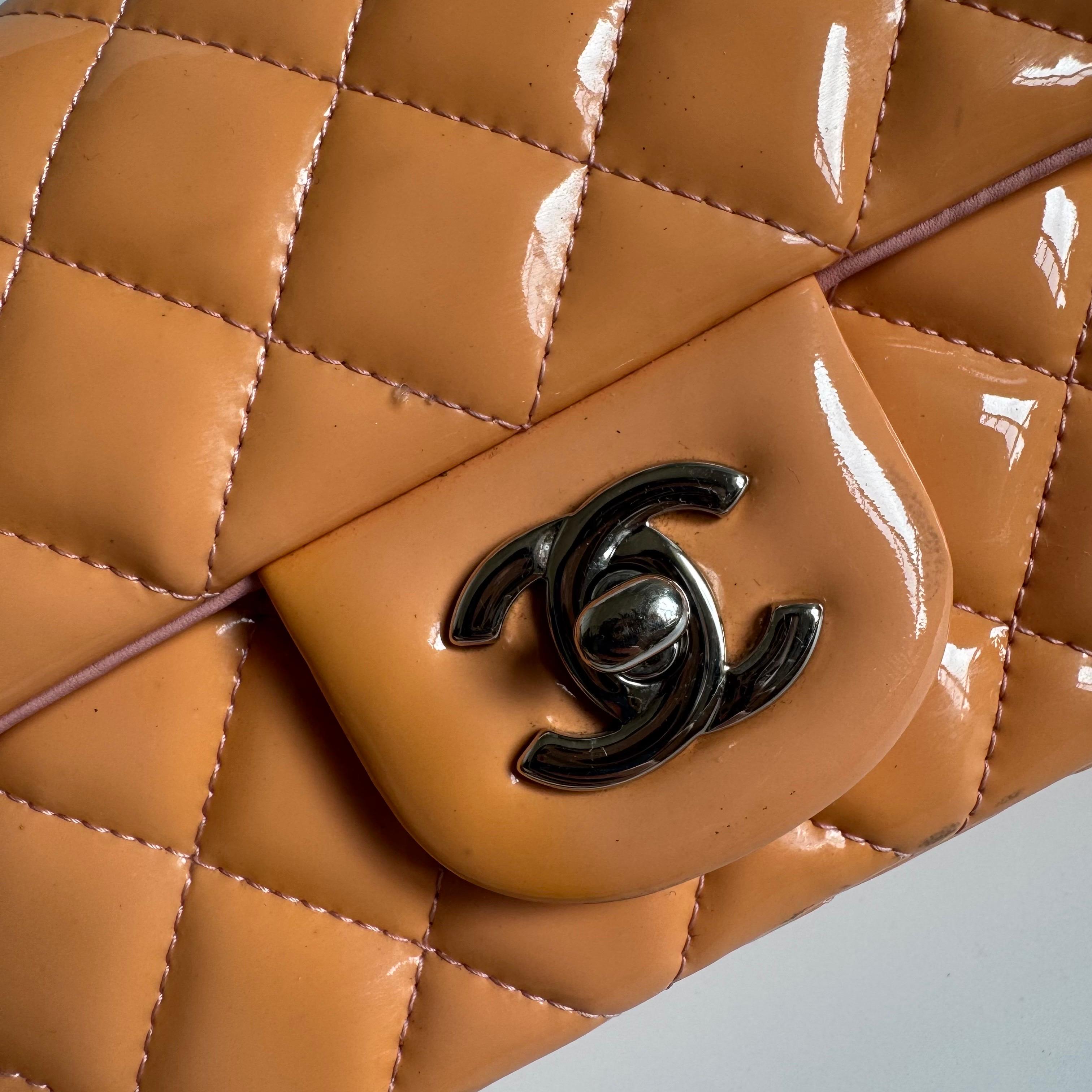 Chanel Classic Flap Rettangolare Mini Corallo Arancione Vernice Argento HW in vendita 5