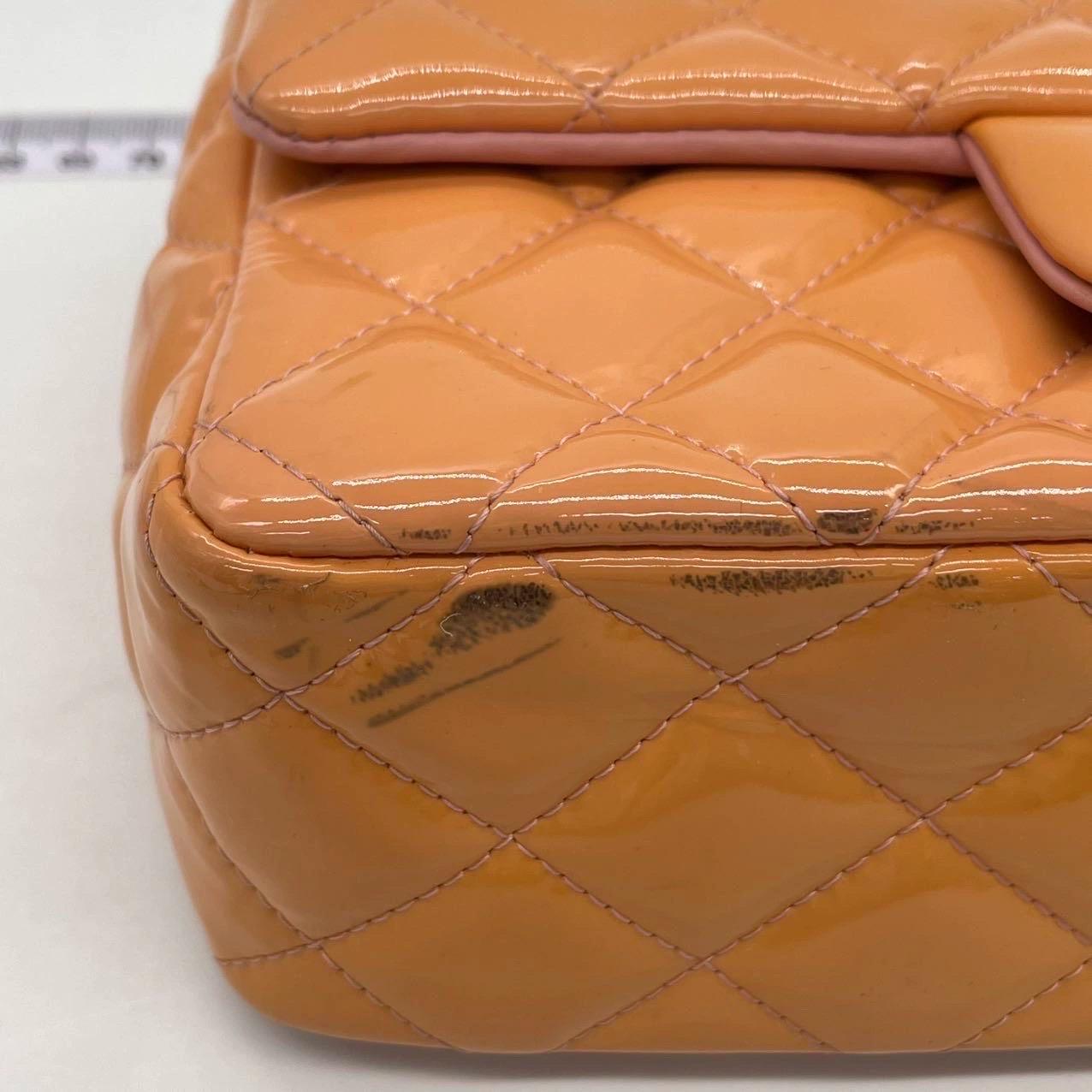 Chanel Classic Flap Rettangolare Mini Corallo Arancione Vernice Argento HW in vendita 11