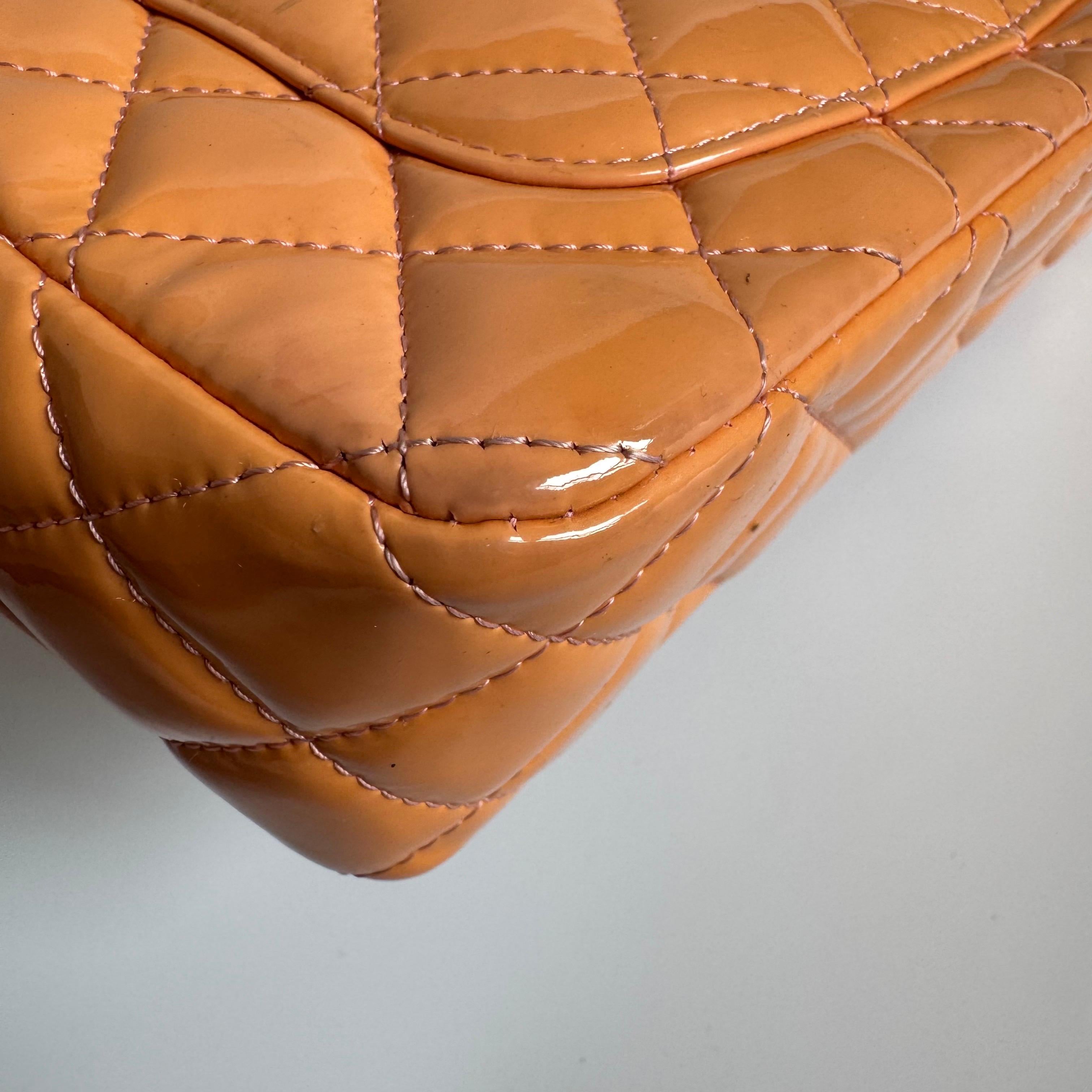 Marrone Chanel Classic Flap Rettangolare Mini Corallo Arancione Vernice Argento HW in vendita