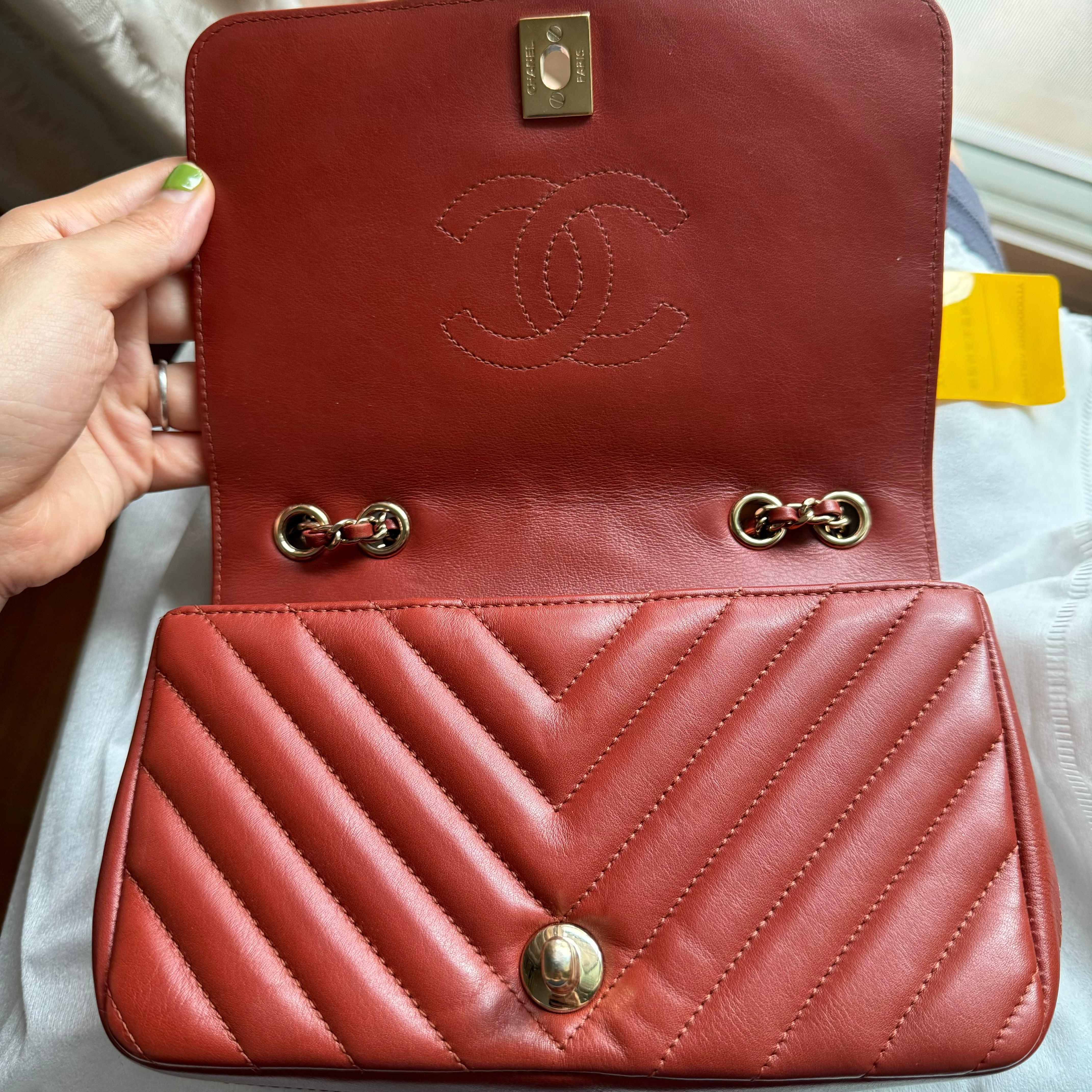 Chanel Classic Flap Rectangular Mini Crossbody Bag Chevron Calfskin Leather 6