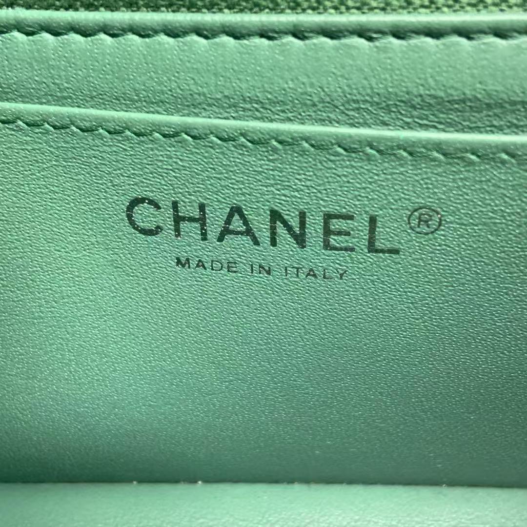 Chanel Classic Flap Rectangular Mini Green Patent Leather Silver Hardware 2016-2 en vente 15