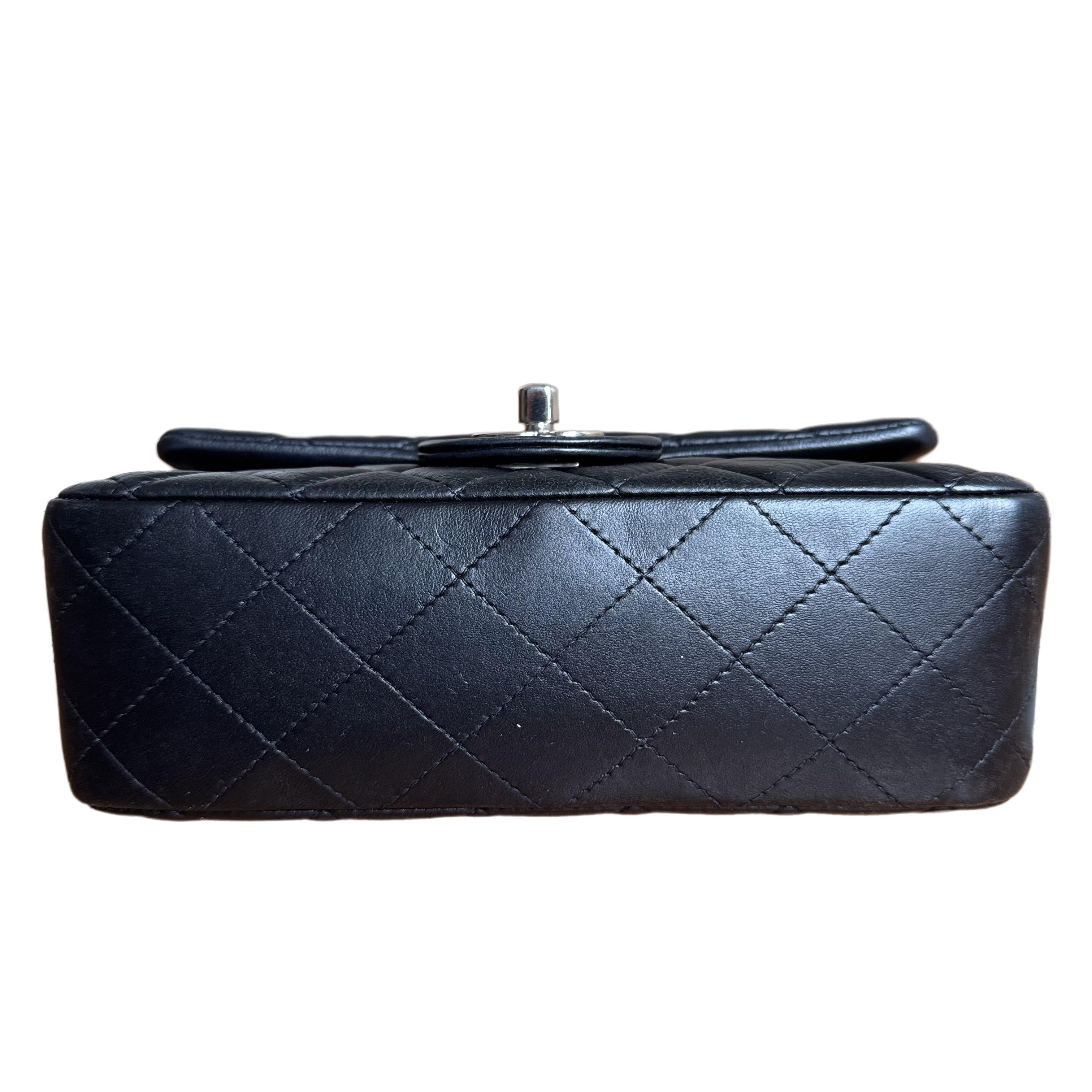 Chanel Classic Flap Rectangular Mini Midnight Navy Lammfell 2012 Damen im Angebot