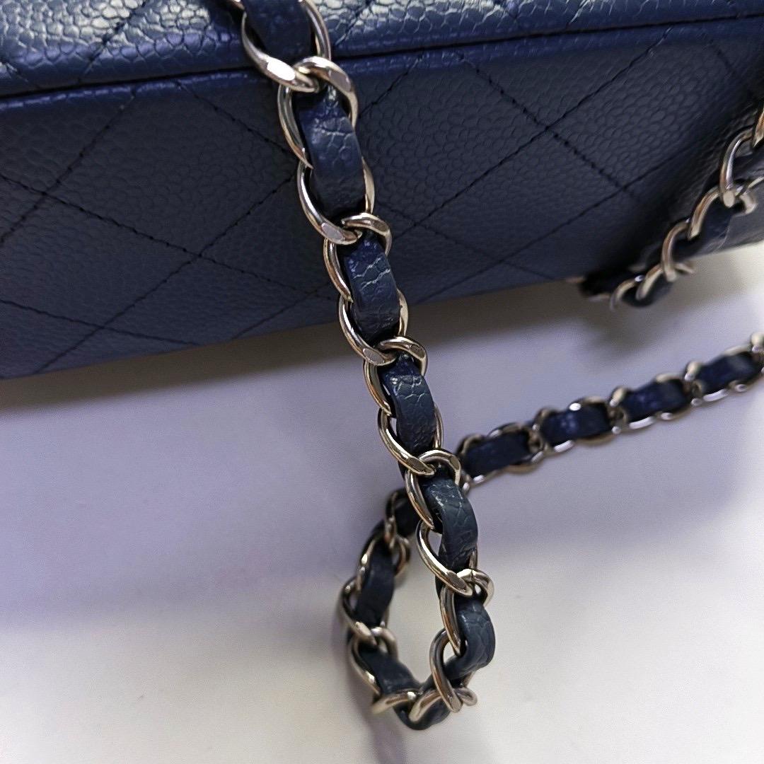 Chanel Classic Flap Rectangular Mini Navy Caviar leather Silver Hardware For Sale 1