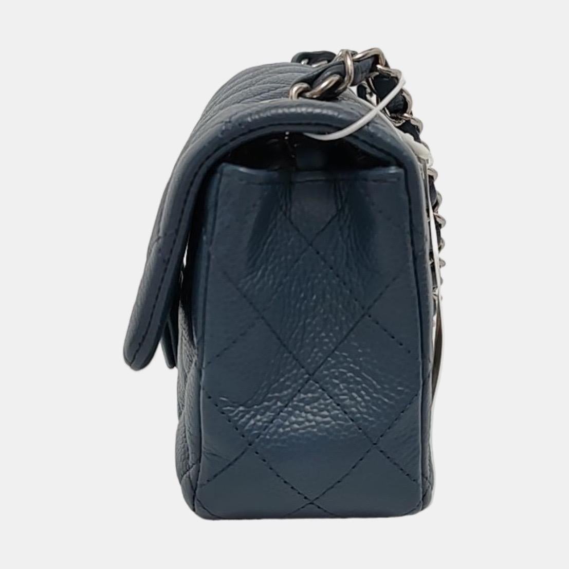 Chanel Classic Flap Rectangular Mini Navy Caviar leather Silver Hardware For Sale 2