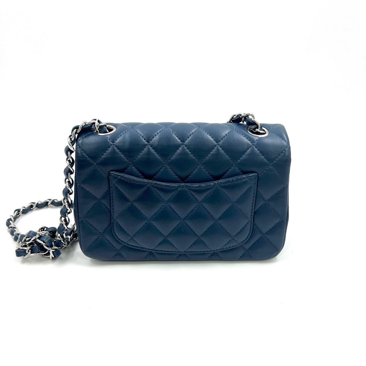 Chanel Classic Flap Rectangular Mini Navy Lambskin, 2019 For Sale 17