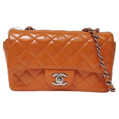 Chanel Classic Flap Rectangular Mini Naranja Charol Plata HW