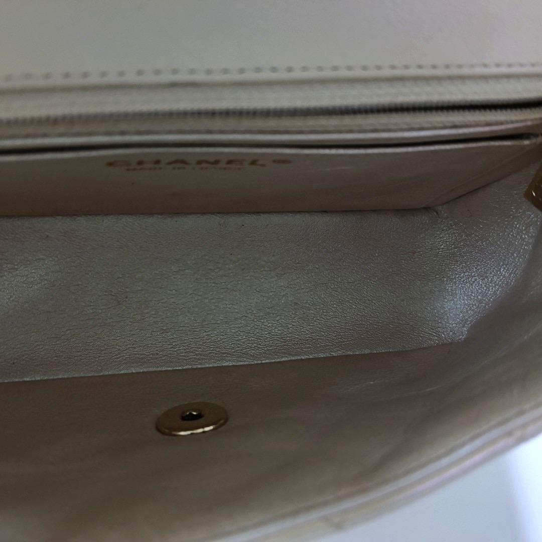 Chanel Classic Flap Rectangular Mini Pearlescent Gold Champagne Lambskin Leather For Sale 3