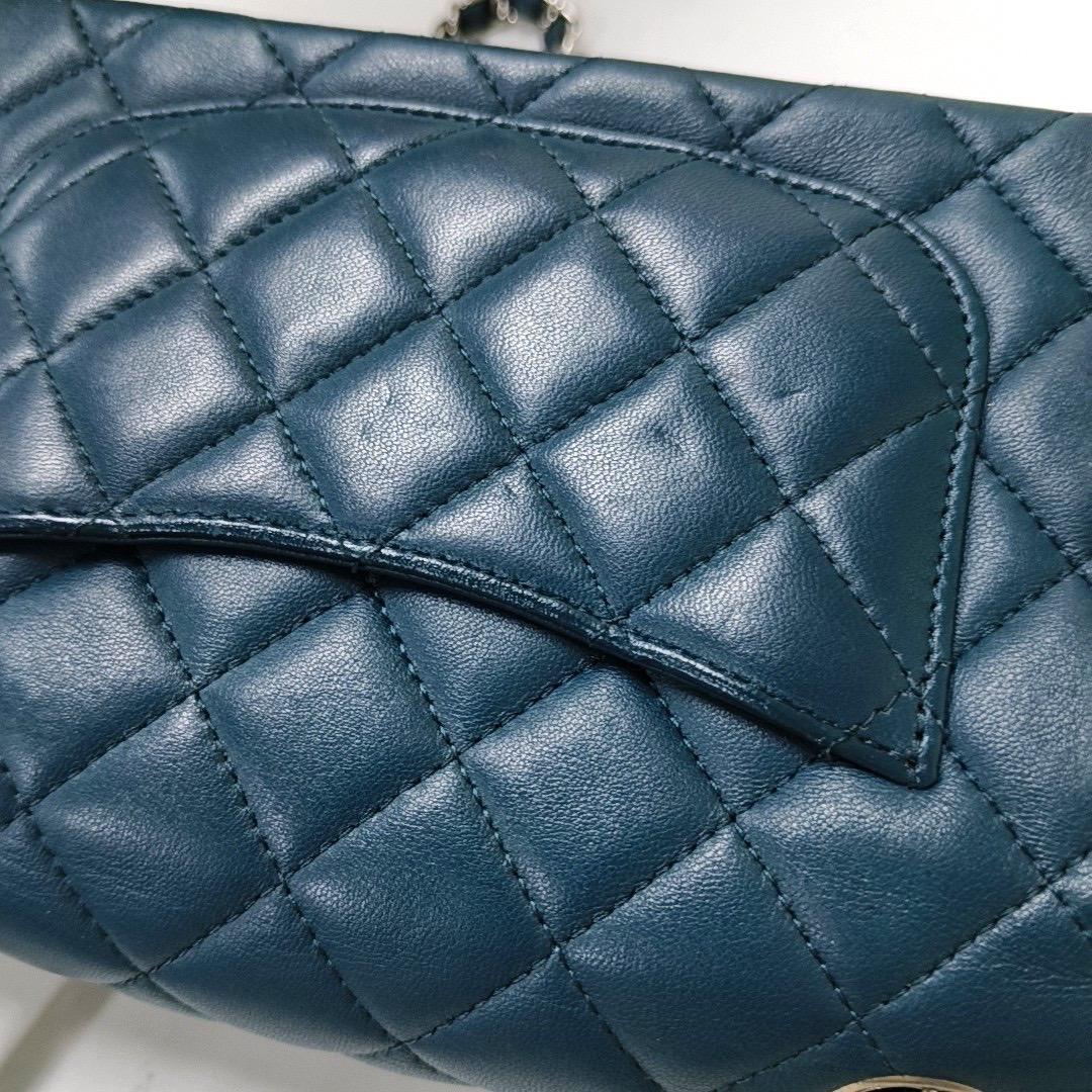 Chanel Classic Flap Rectangular Mini Teal Green Lambskin 2020 en vente 8