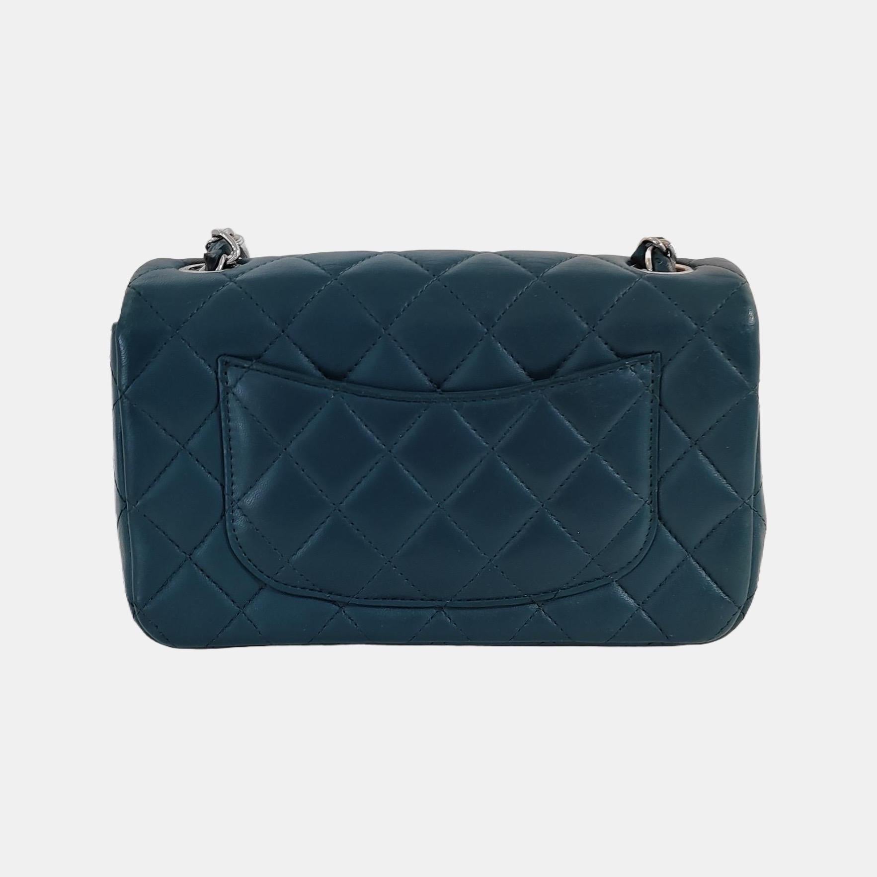 Chanel Classic Flap Rectangular Mini Teal Green Lambskin 2020 Bon état - En vente à AUBERVILLIERS, FR