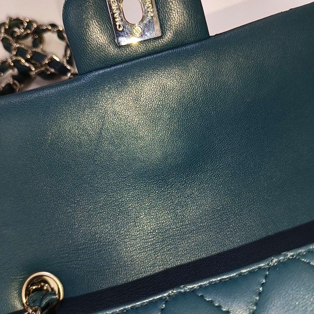 Chanel Classic Flap Rectangular Mini Teal Green Lambskin 2020 en vente 2