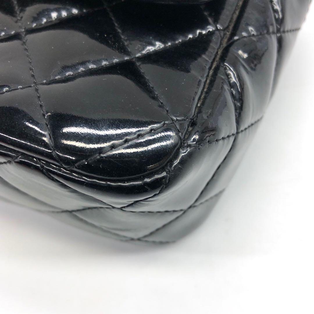 Chanel Classic Flap Rectangular Super Mini Black Patent Leather Silver Hardware en vente 4