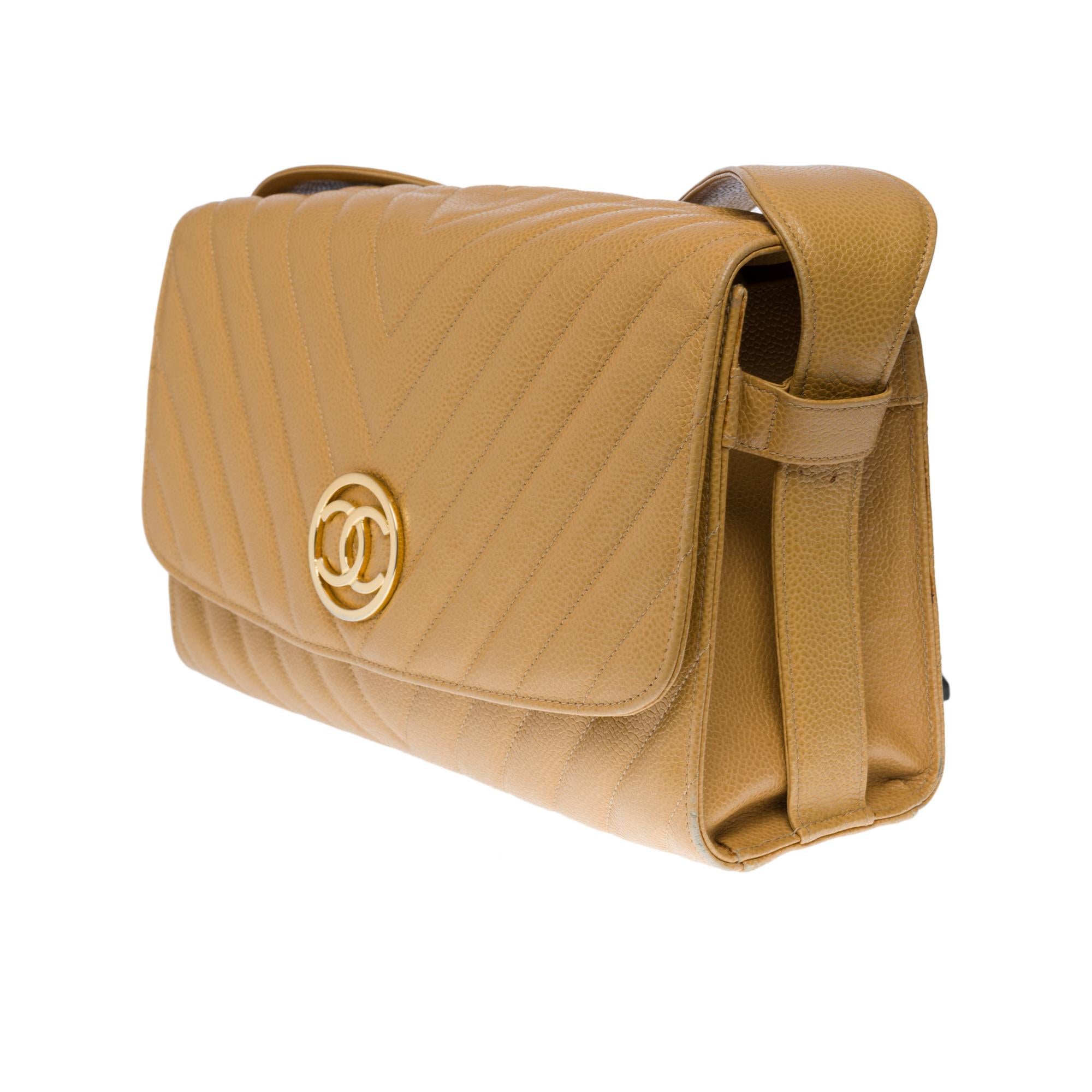 Brown Chanel Classic Flap shoulder bag in gold herringbone caviar leather, GHW For Sale