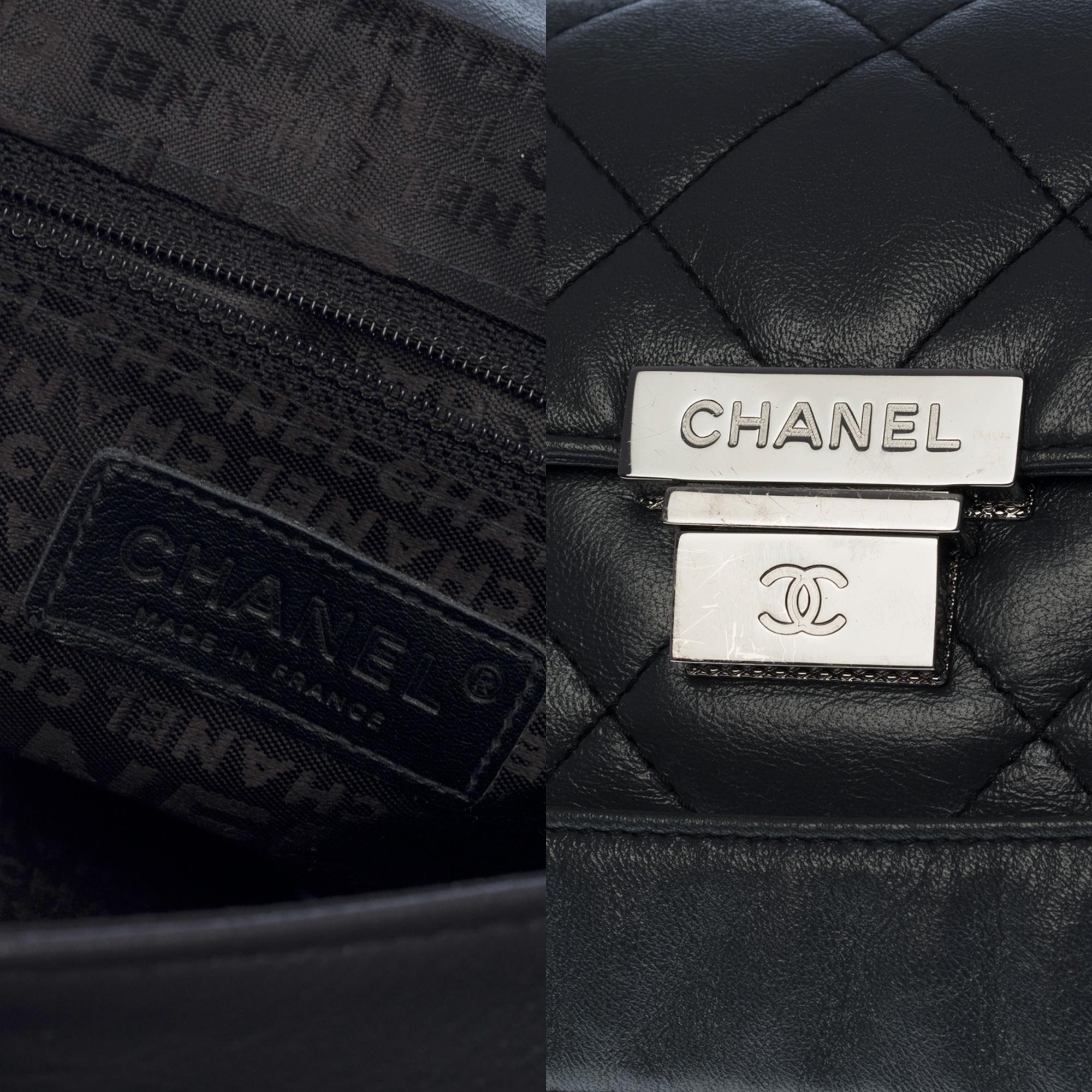 Black Chanel Classic Flap shoulder bag in grey quilted leather, SHW