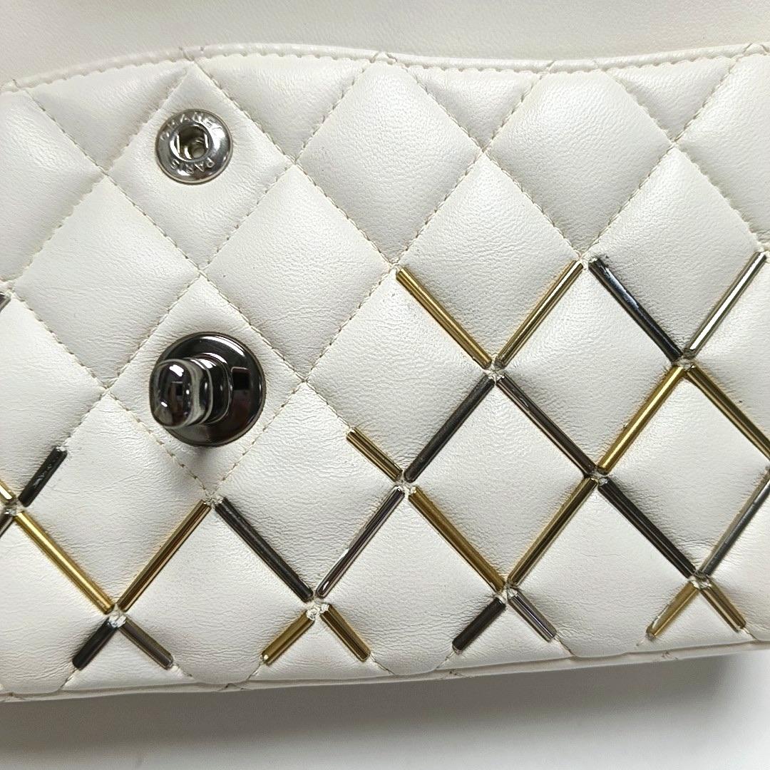 Chanel Classic Flap Small Bag Pelle d'agnello bianca Oro Argento Hardware Wild Stitch by Stitch in vendita 5