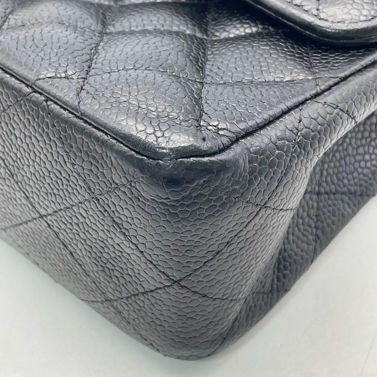 Chanel Classic Flap Small Black Caviar Leather with 24k Gold Hardware, 2004-2005 For Sale 9