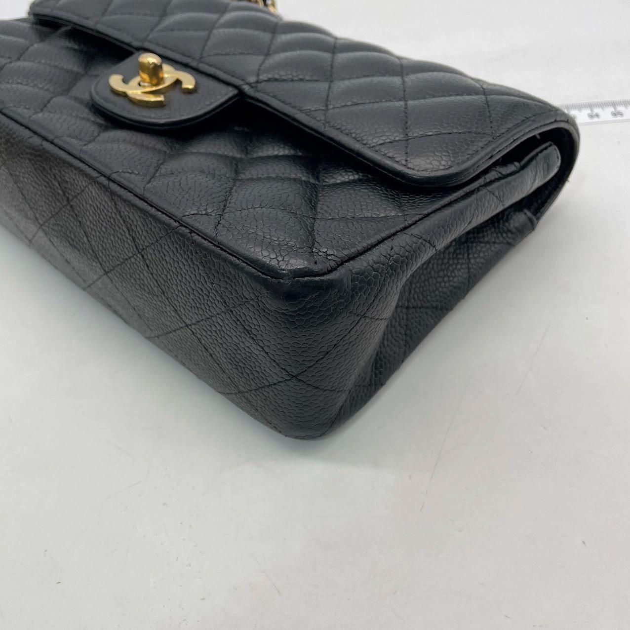 Chanel Classic Flap Small Black Caviar Leather with 24k Gold Hardware, 2004-2005 For Sale 10