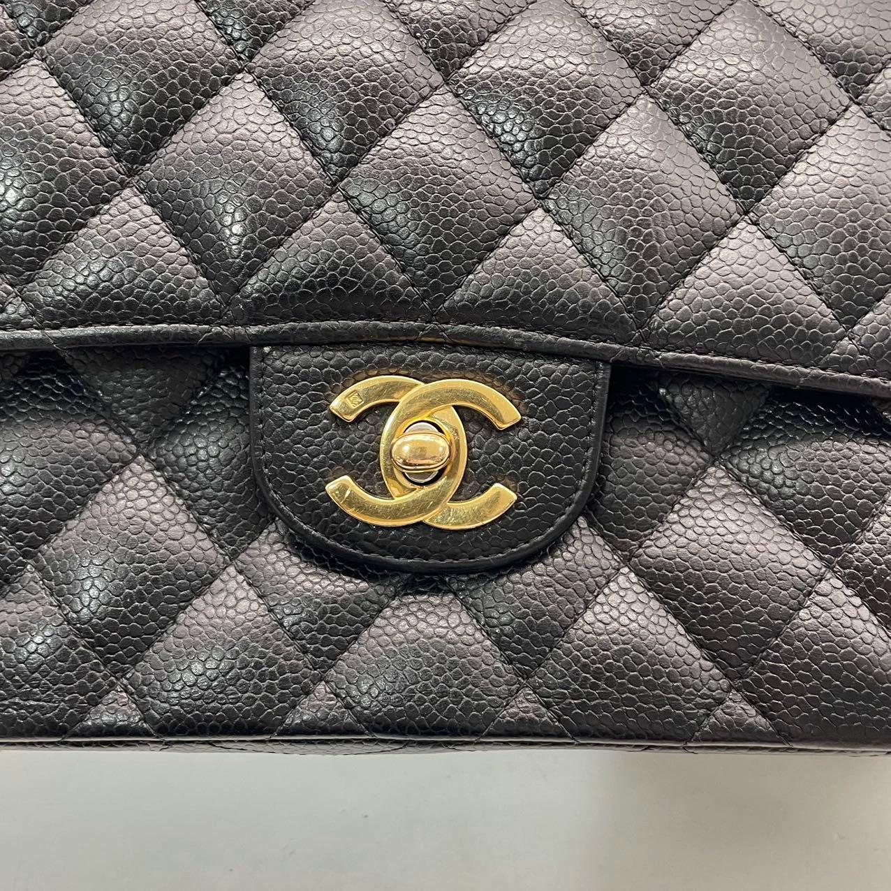 Chanel Classic Flap Small Black Caviar Leather with 24k Gold Hardware, 2004-2005 For Sale 12