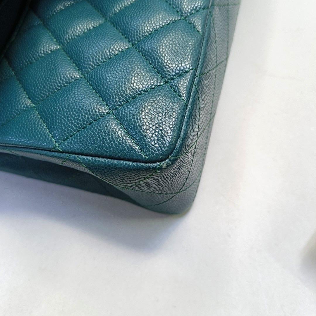 Chanel Classic Flap Small in pelle di caviale verde acqua con finiture in argento, 2019 in vendita 3