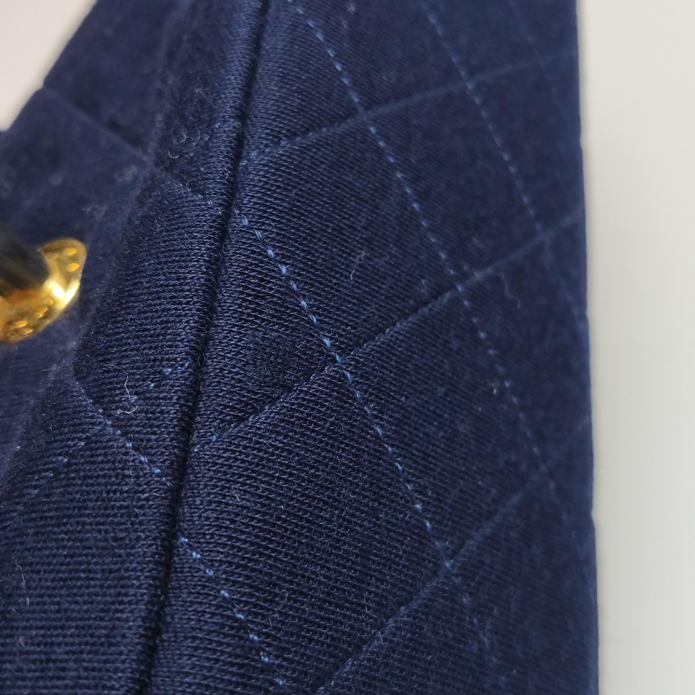 Chanel Classic Flap Small Vintage Navy Fabric 24k Gold Hardware Chain Strap For Sale 9