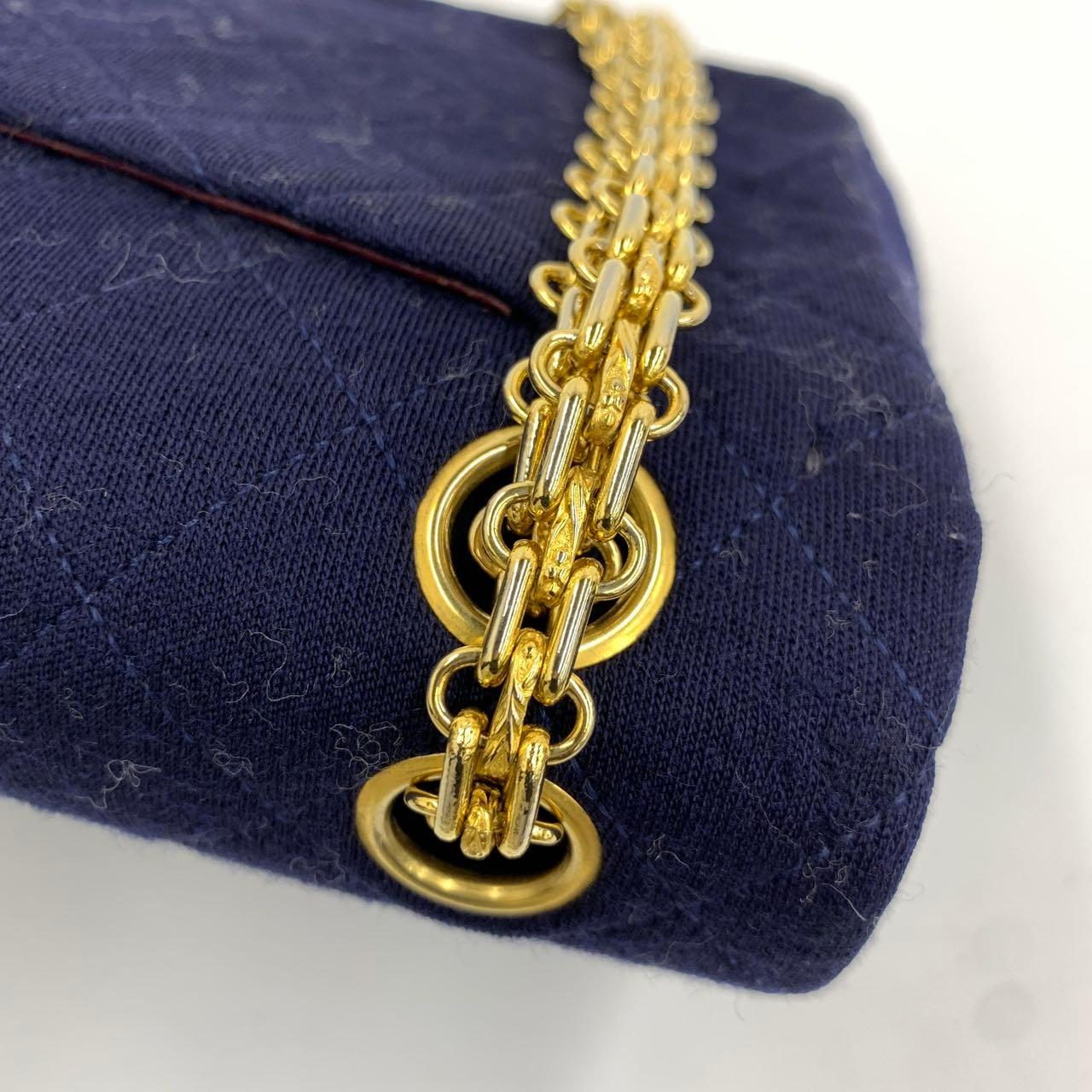 Chanel Classic Flap Small Vintage Navy Fabric 24k Gold Hardware Chain Strap im Angebot 9