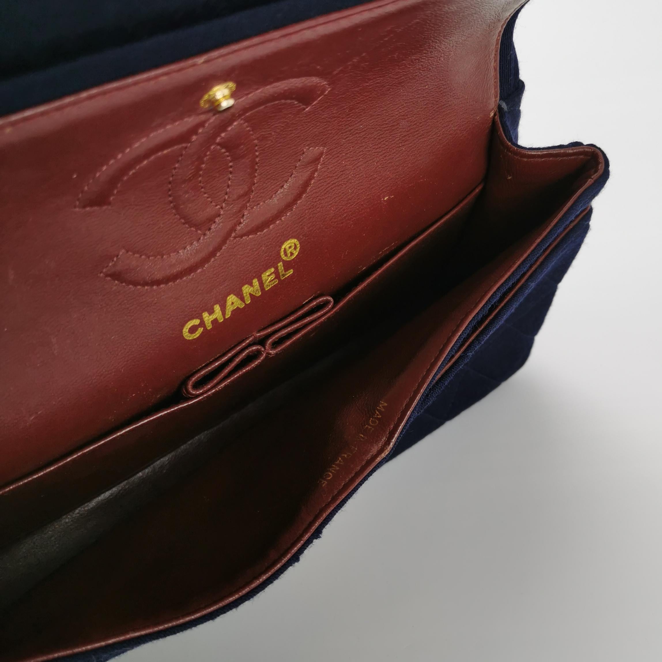 Chanel Classic Flap Small Vintage Navy Fabric 24k Gold Hardware Chain Strap For Sale 2