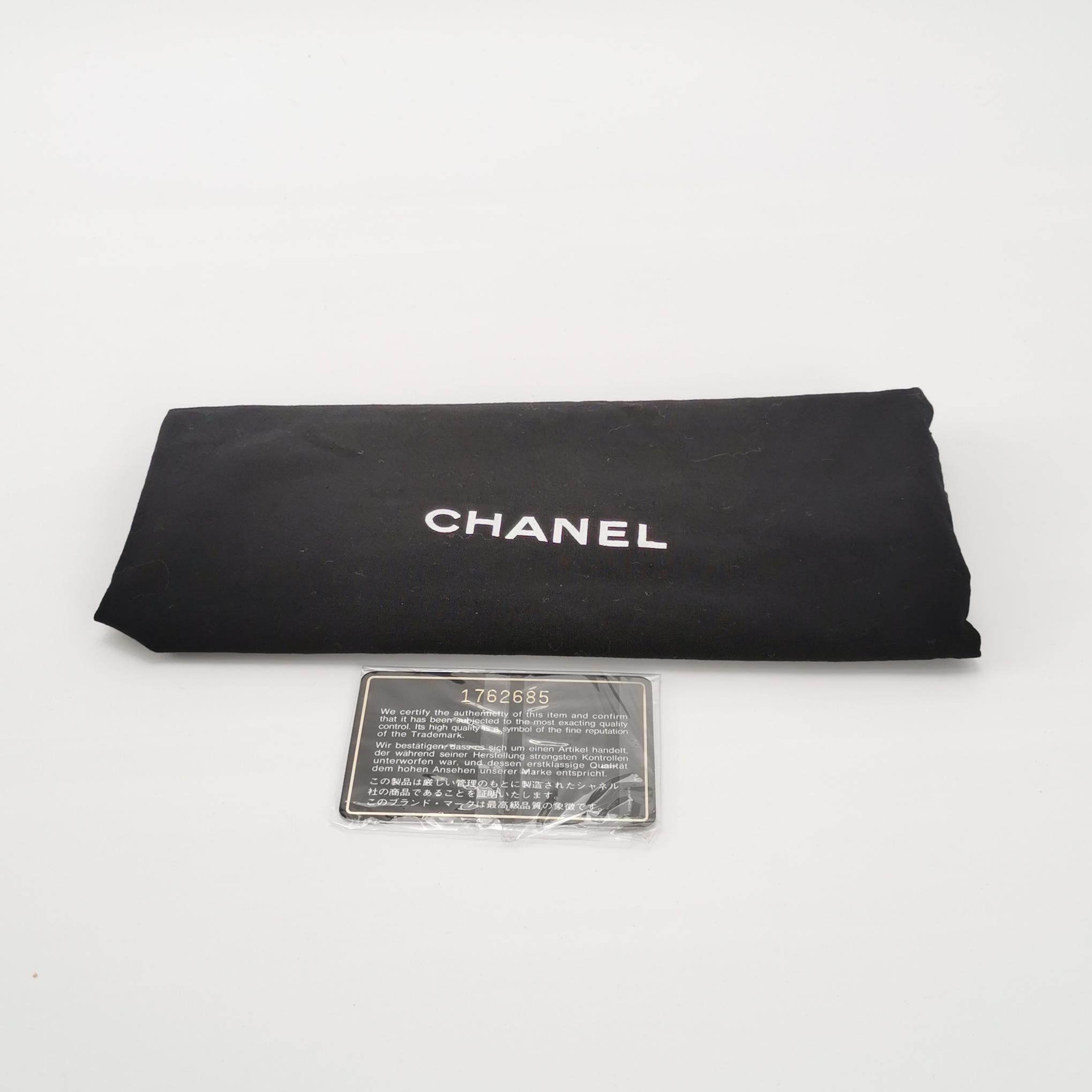 Chanel Classic Flap Small Vintage Navy Fabric 24k Gold Hardware Chain Strap For Sale 4