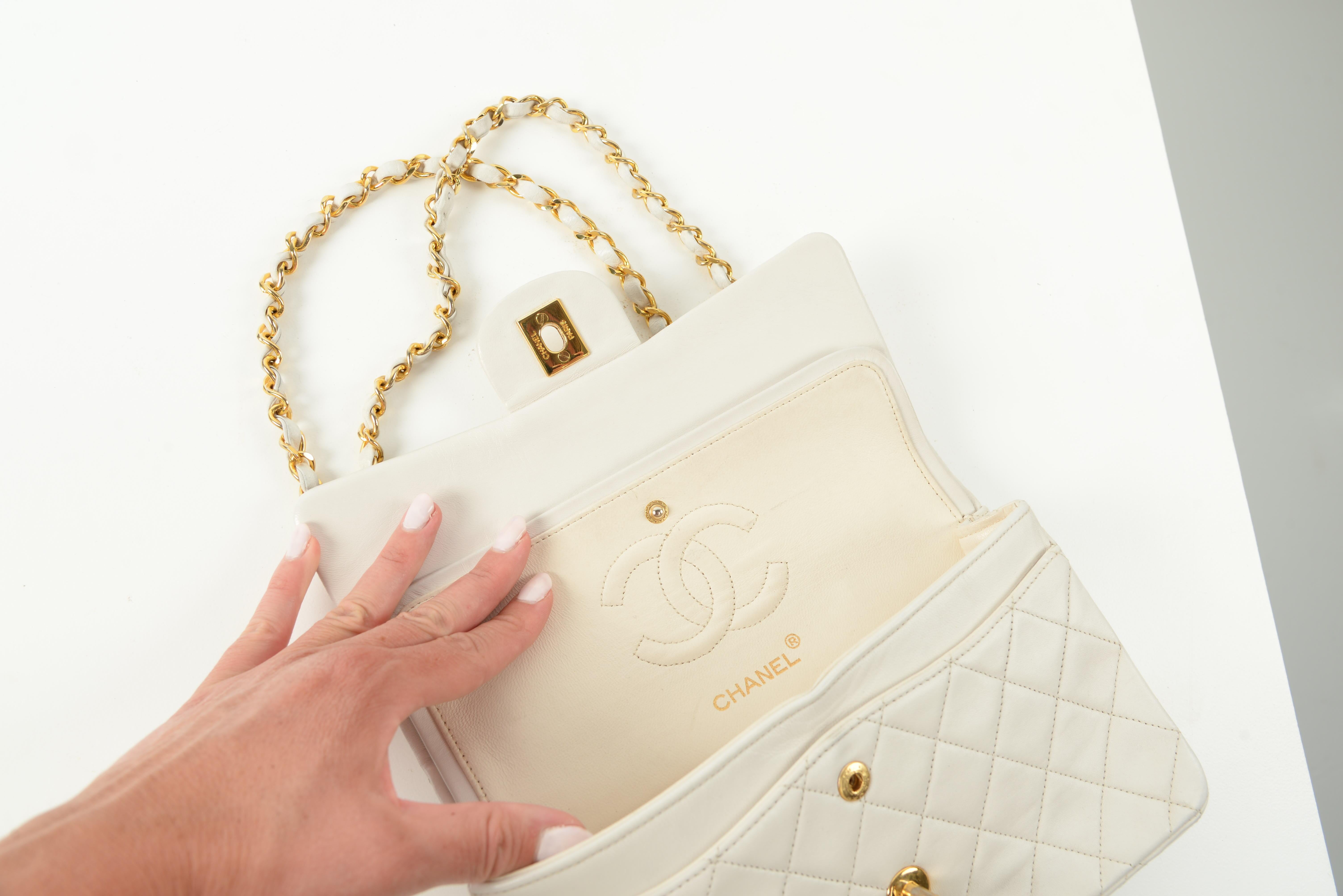 Chanel Classic Flap Small White Lambskin Gold Vintage 6
