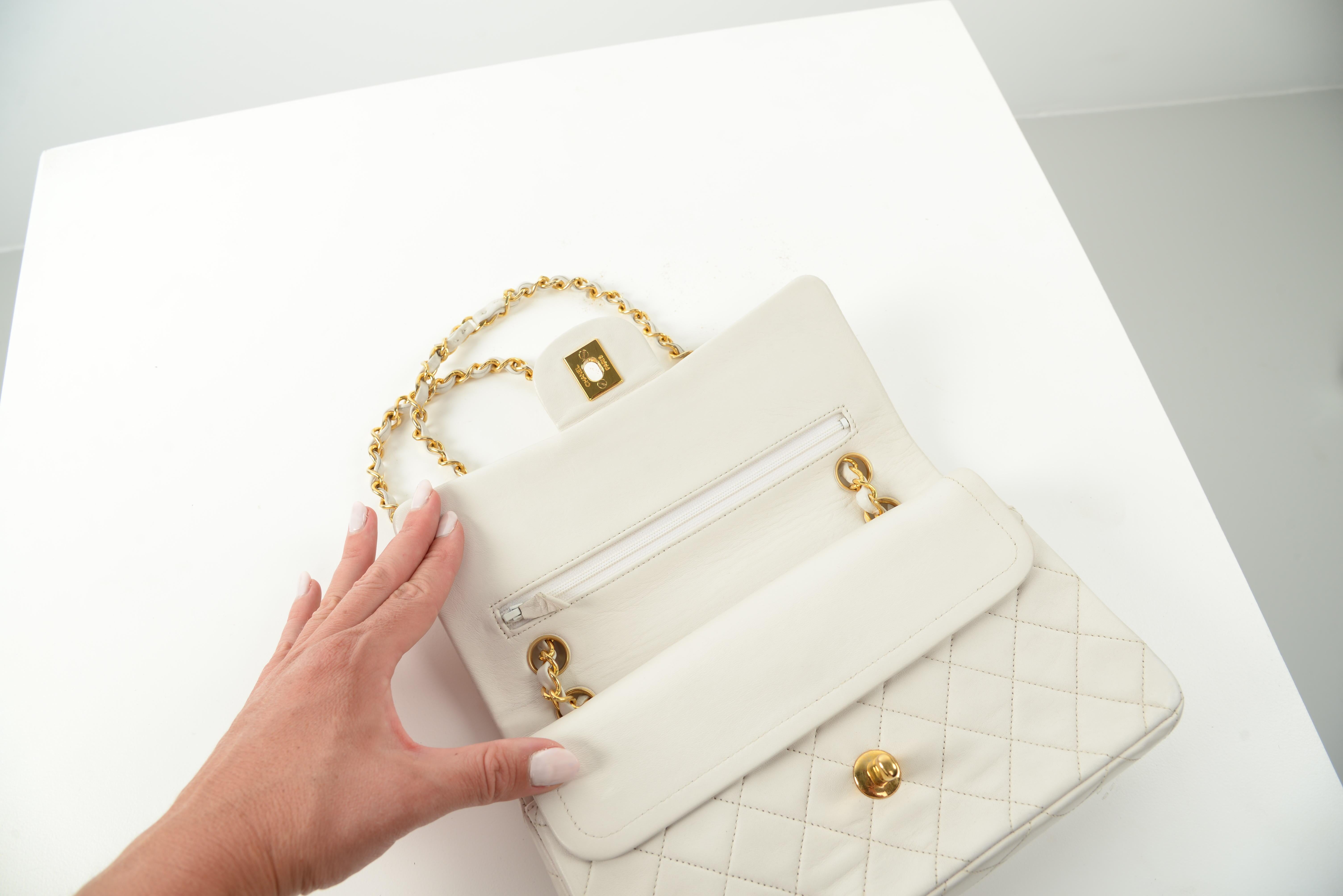 Chanel Classic Flap Small White Lambskin Gold Vintage 8