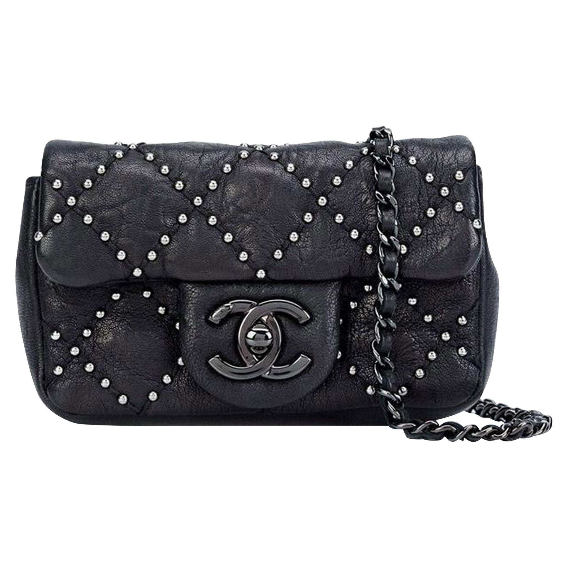 CHANEL-Matrasse-Lamb-Skin-Classic-Mini-Pouch-Black-Silver-Hardware –  dct-ep_vintage luxury Store