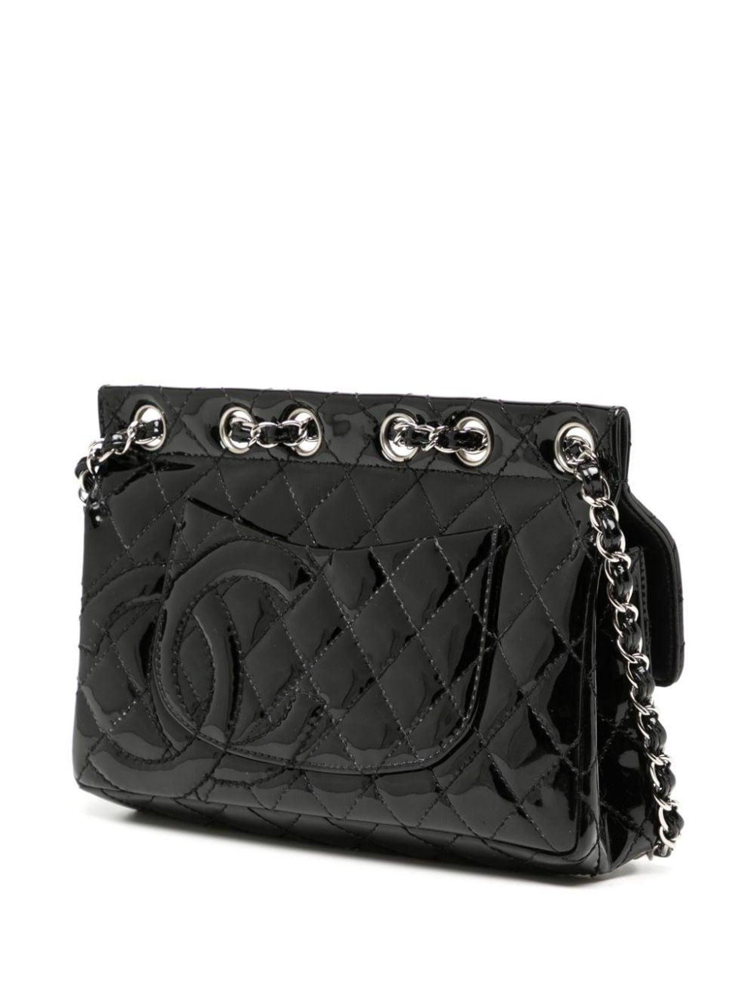 Chanel Classic Flap Supermodel Super Rare Quilted Black Patent Leather Bag For Sale 6