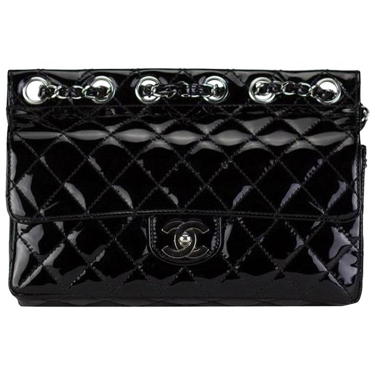 Chanel Classic Flap Supermodel Super Rare Quilted Black Patent Leather Bag For Sale 1
