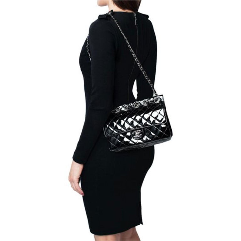 Chanel Classic Flap Supermodel Super Rare Quilted Black Patent Leather Bag In Good Condition For Sale In Miami, FL