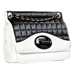 Chanel Classic Flap Two Tone Limited Edition Schwarz-Weiß-Lammfell-Ledertasche