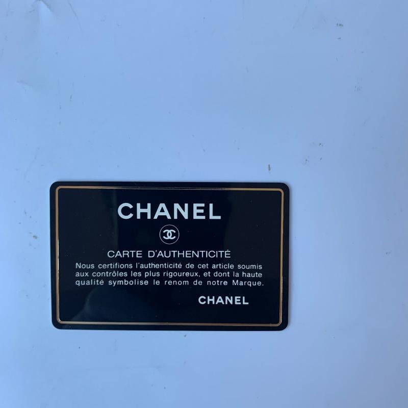 Chanel Classic Flap Vintage 1995 White Lambskin Leather with 24k Gold Hardware 14