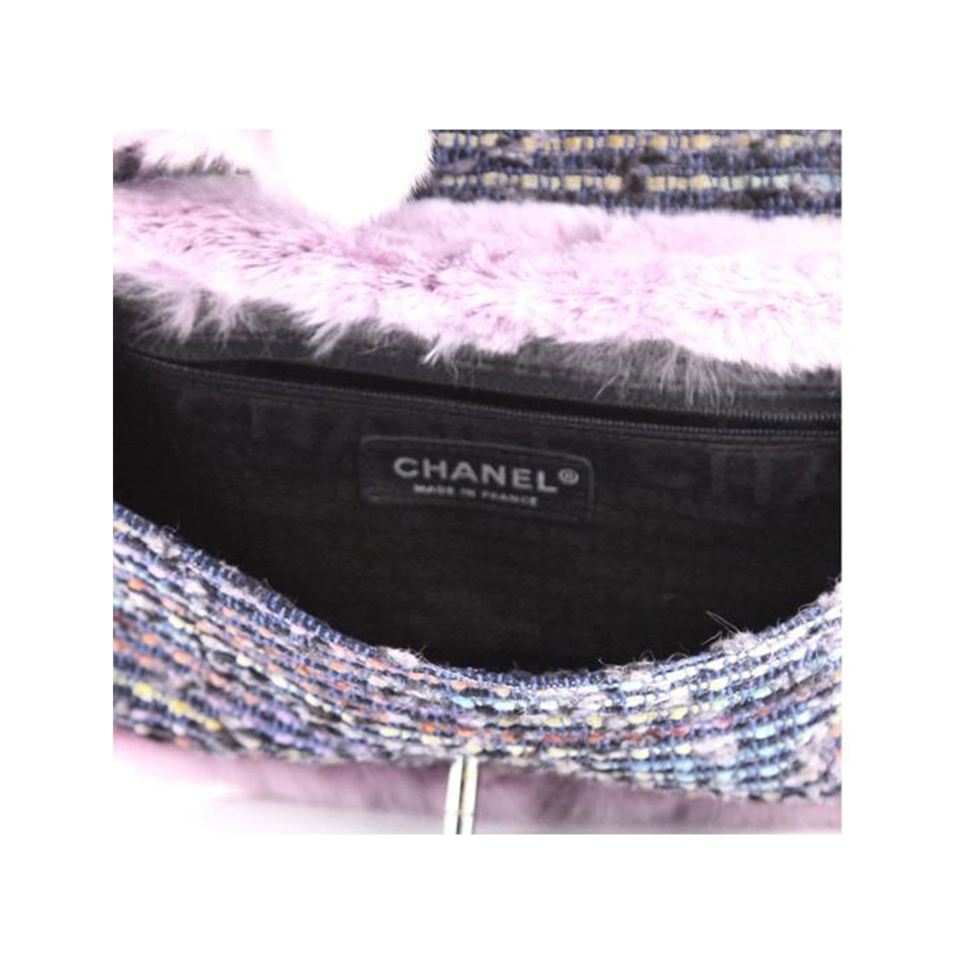 Women's or Men's Chanel Classic Flap Vintage 2000s Pink & Grey Tweed and Fur Cross Body Bag
