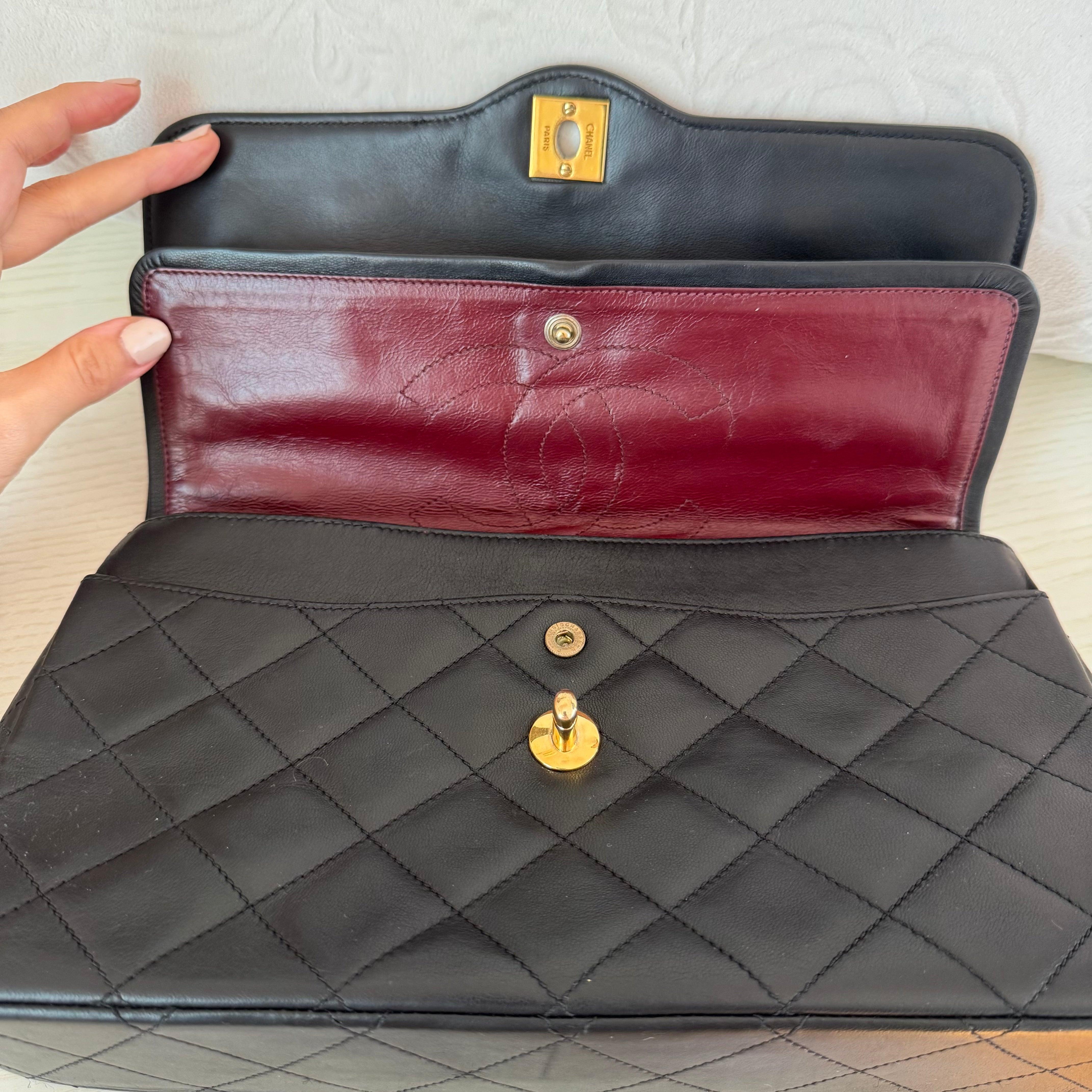 Chanel Classic Flap Vintage Black Lambskin Leather with Bi-color Hardware For Sale 9