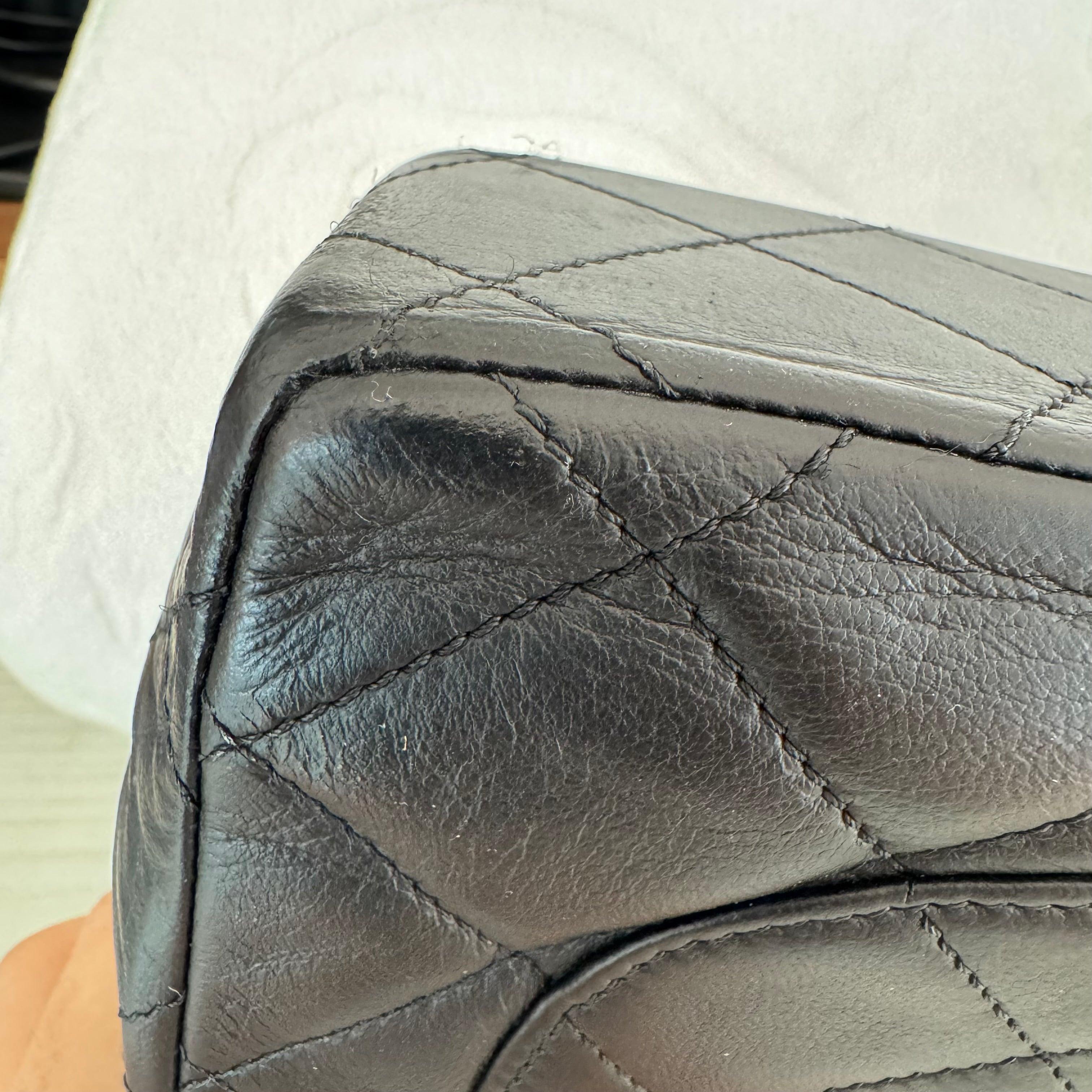 Chanel Classic Flap Vintage Black Lambskin Leather with Bi-color Hardware For Sale 10